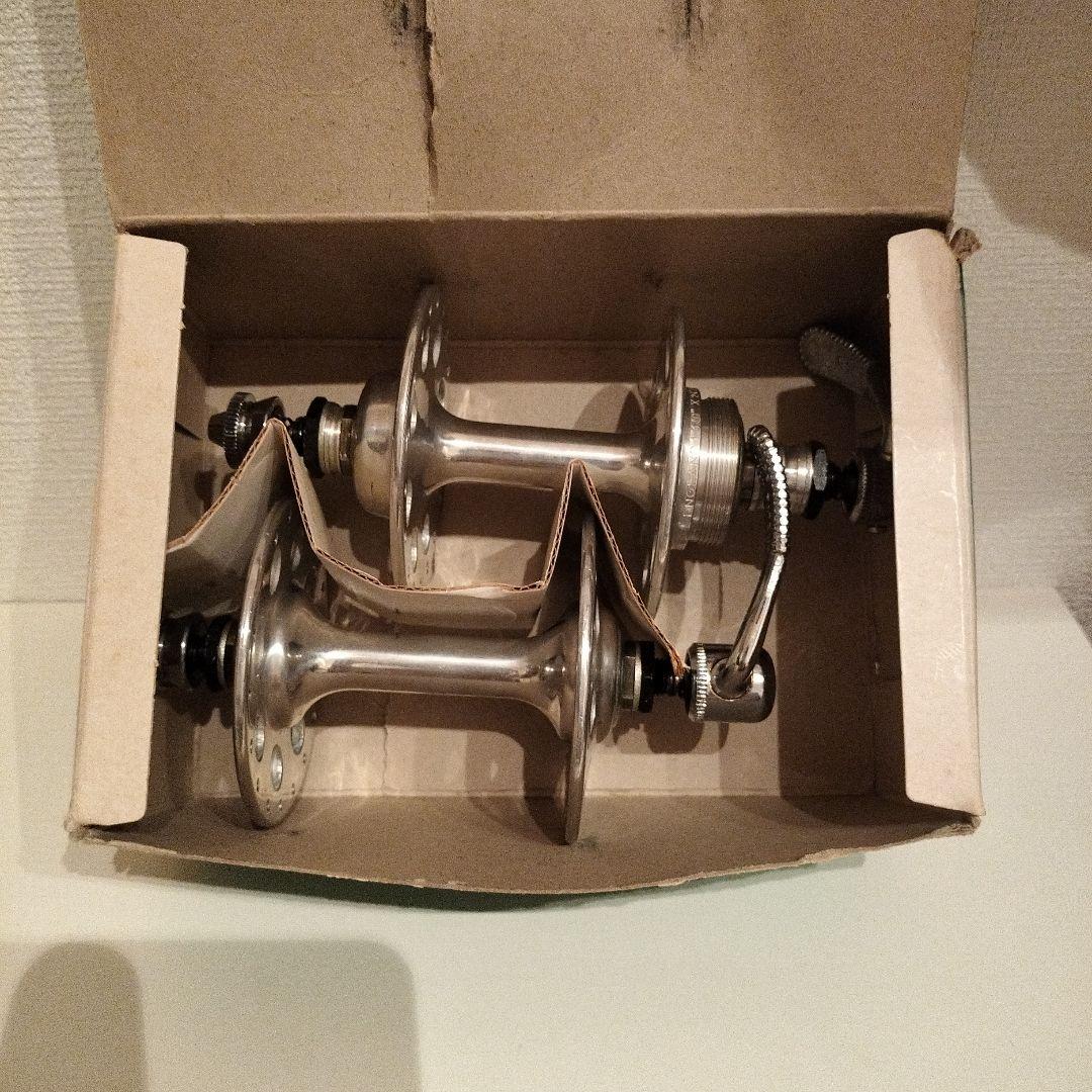 カンパニョーロ ヌーボ ティーポ ラージフランジ ハブ