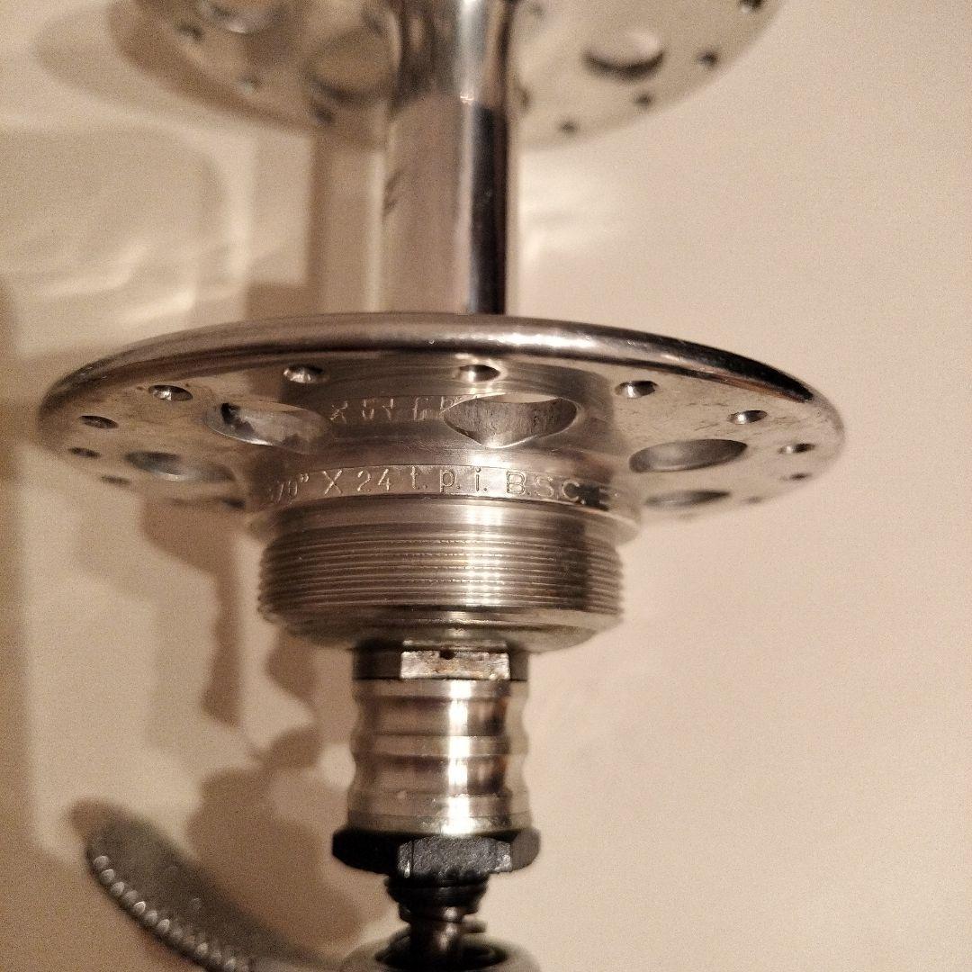 カンパニョーロ ヌーボ ティーポ ラージフランジ ハブ