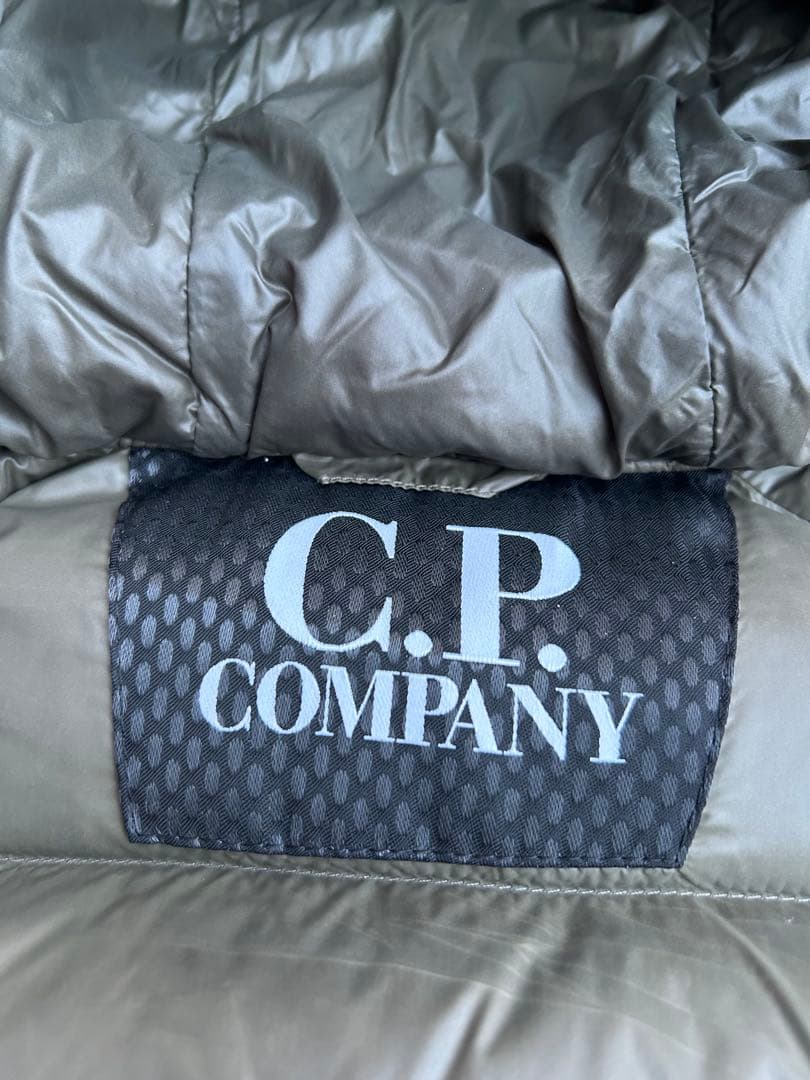 C.P. Company D.D.SHELL ダウンジャケット　カーキ