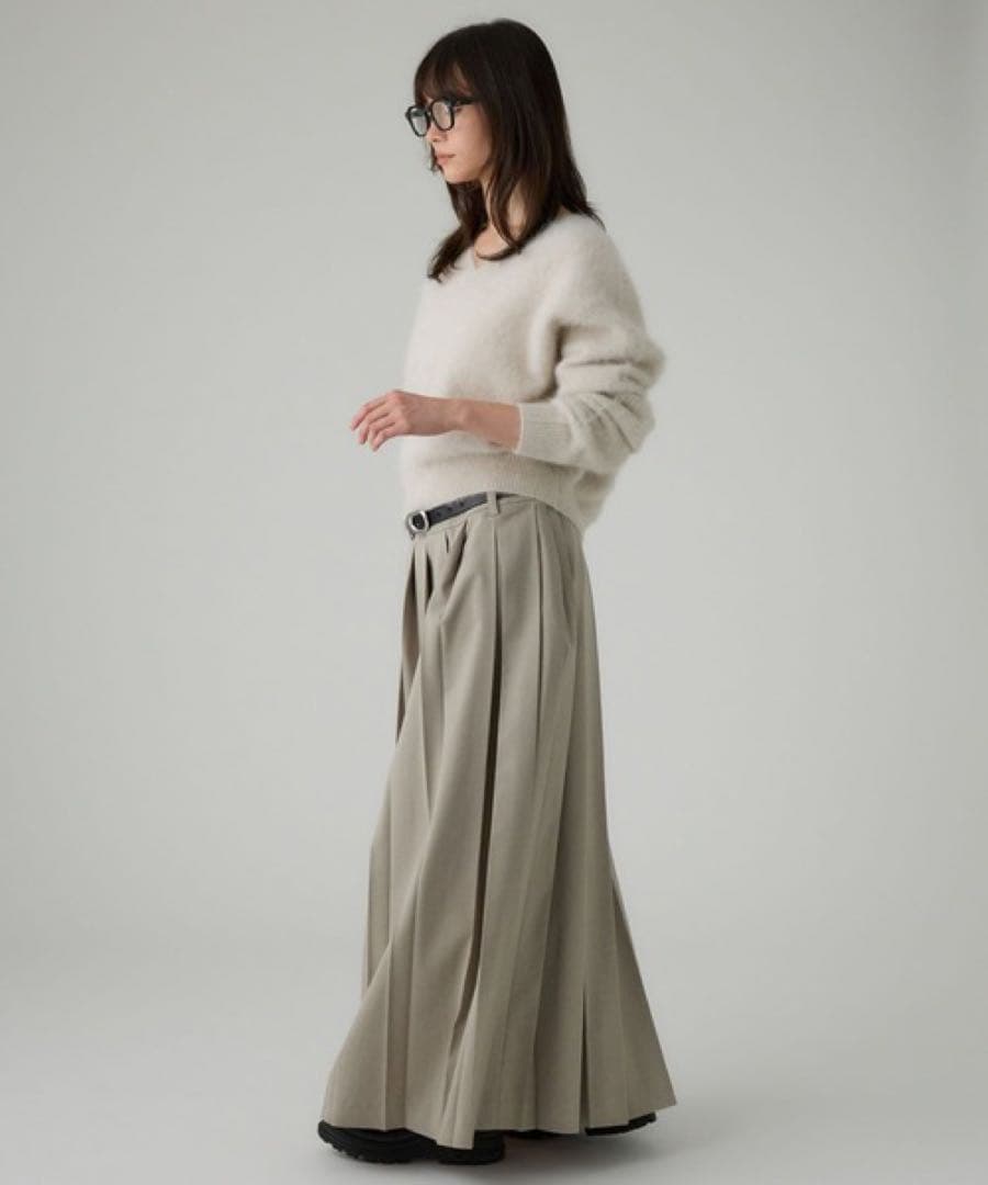 【新品】　BABYLONE プリーツフレアスカート