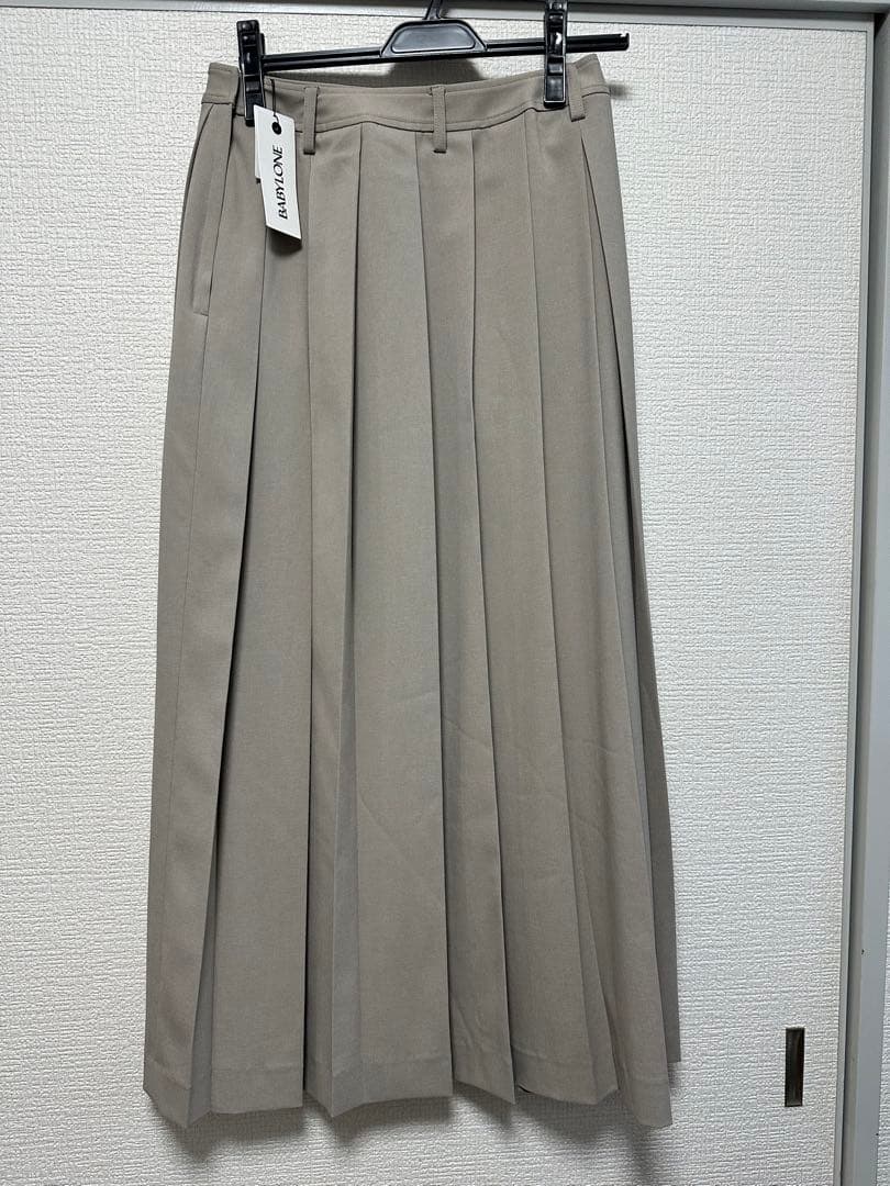 【新品】　BABYLONE プリーツフレアスカート