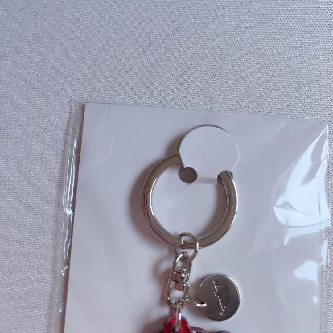 ファミリア VIP限定チャームキーホルダー - メルカリ