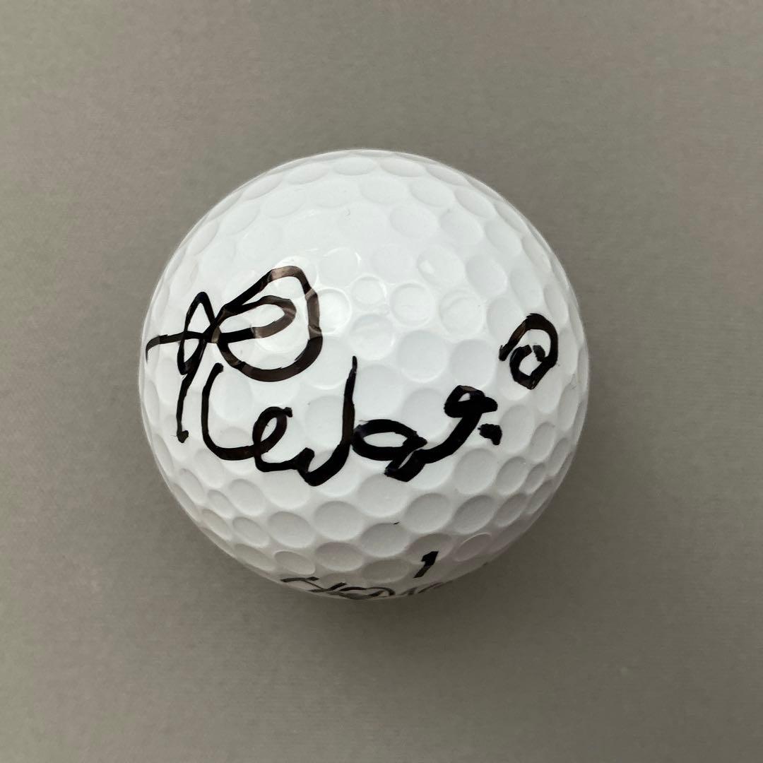 都玲華 女子プロゴルファー 直筆サインボール - メルカリ