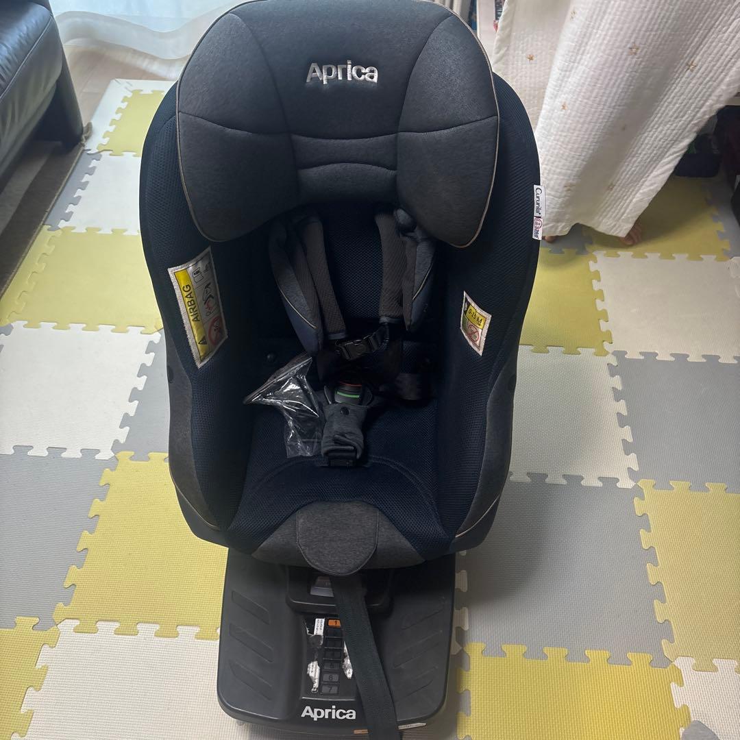 【美品】Aprica クルリラプラス ISOFIX チャイルドシート