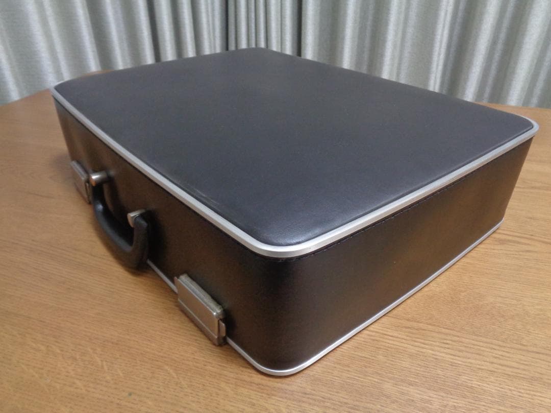 完動品　BROTHER DE LUXE 233　ブラザータイプライター　カスタム