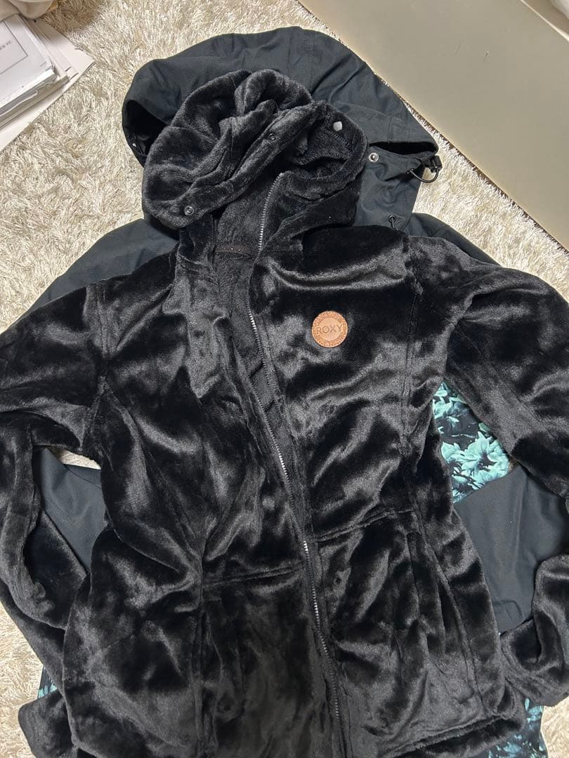 ROXY スノボウェア　花柄ジャケットネイビー Mサイズ