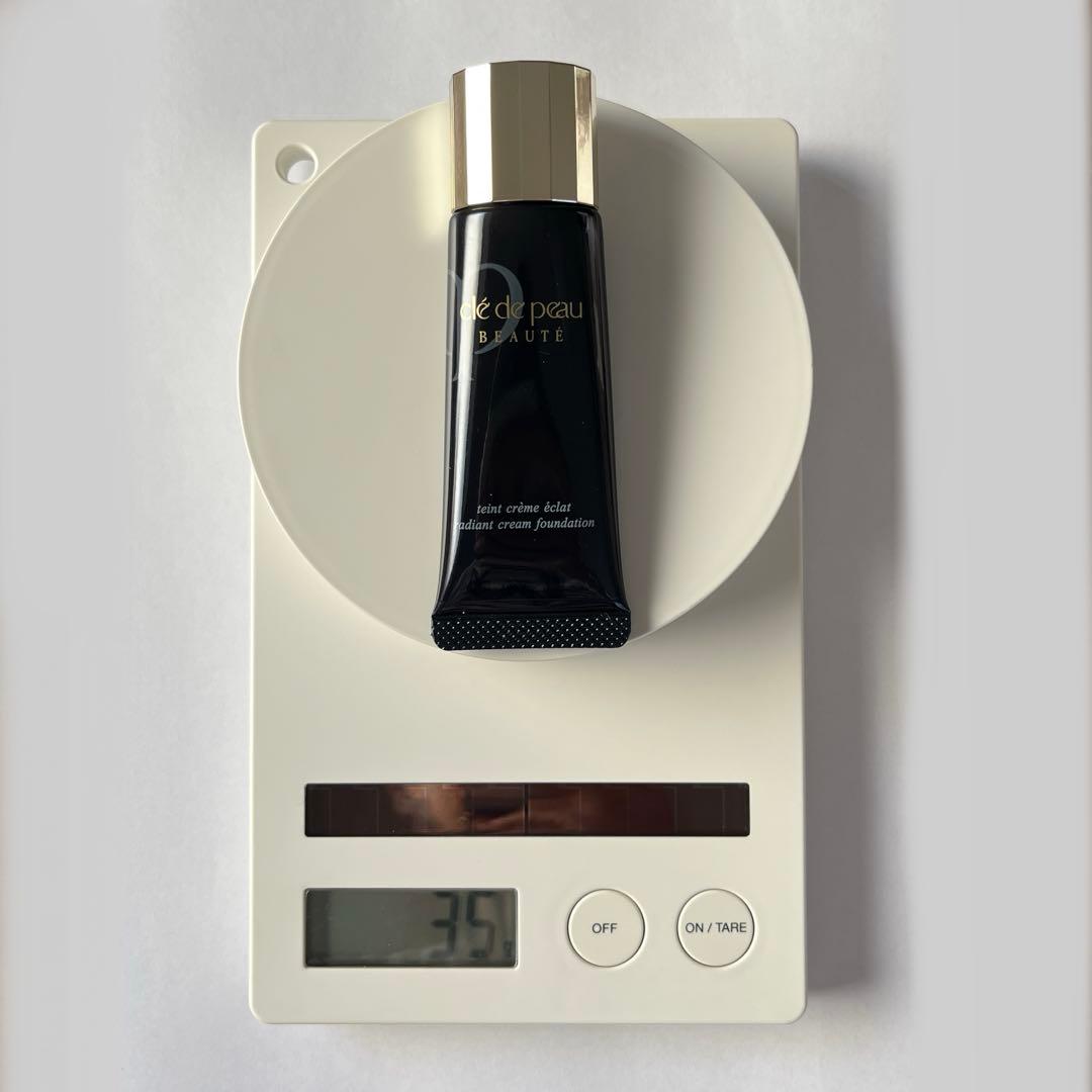 クレドポーボーテ タンクレームエクラ オークル20 クリームタイプ 旧パッケージ