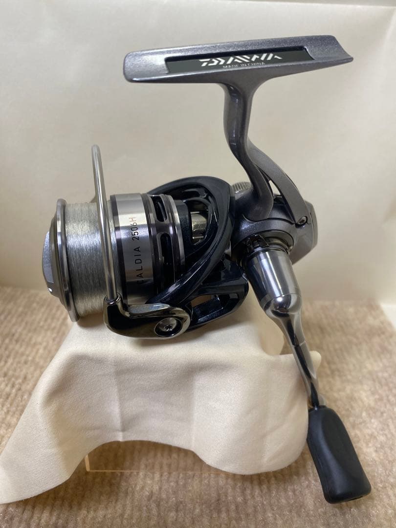 【新品DAIWAリール&ルアー】ダイワCALDIAリール&シーバスルアー多数