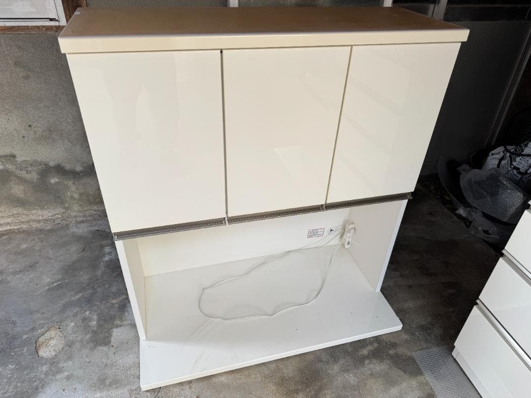 ニトリ　食器棚　ホワイト　キッチンボード