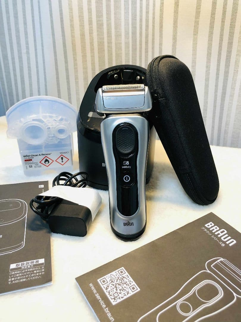 【美品】Braun S8 8467cc ブラウンシリーズ8 メンズ電気シェーバー