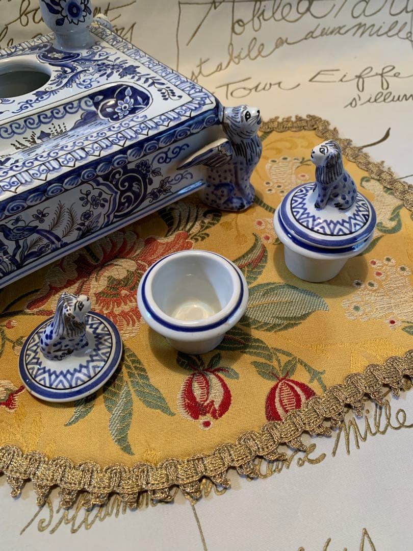 フランス製　破格！ビンテージのルーアン窯のローソク立て付きインク壺プレート！