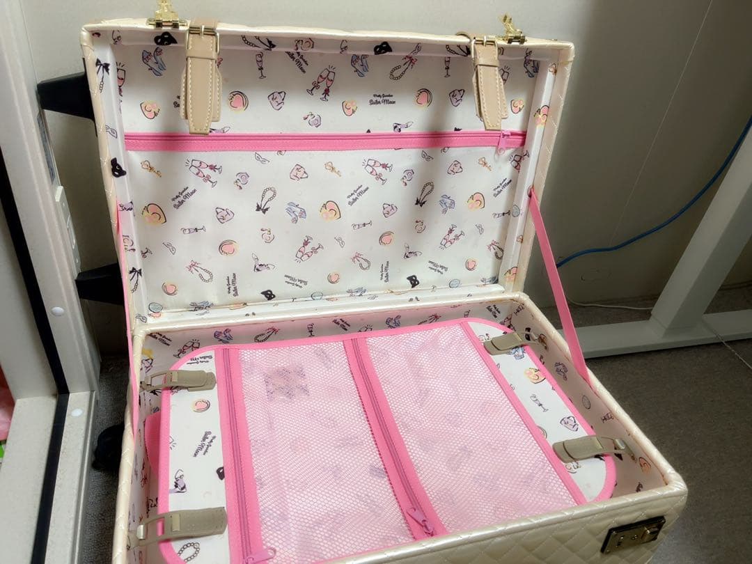 【USJコラボ】セーラームーンキャリーケース