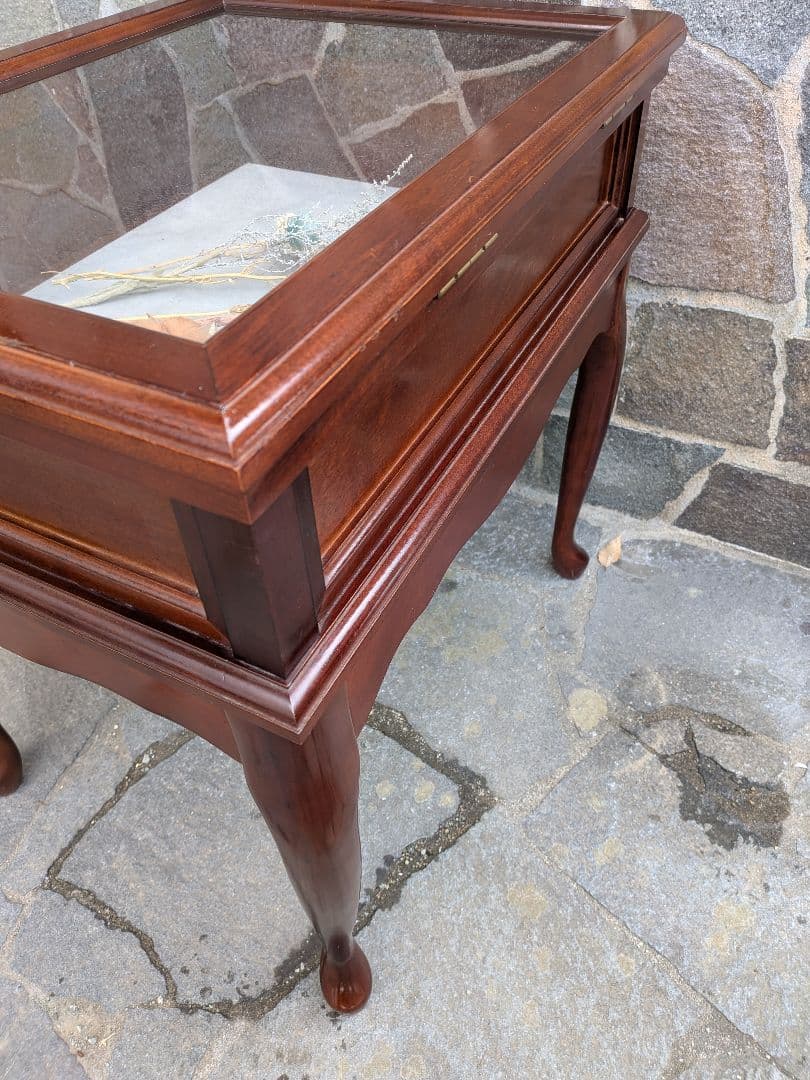 猫脚ガラスディスプレイテーブル ショーケース