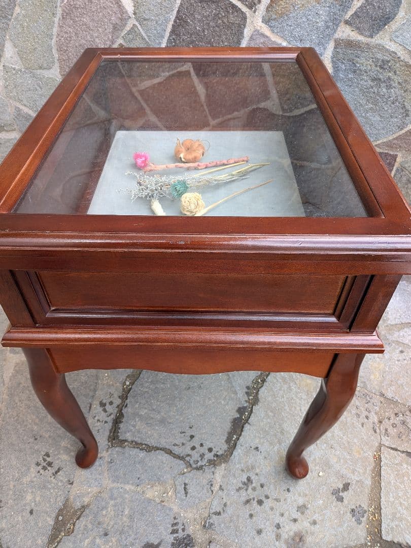 猫脚ガラスディスプレイテーブル ショーケース