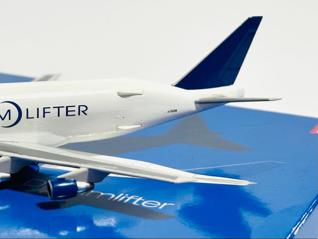 Hogan 1/500 B747 LCF Dreamlifterドリームリフター