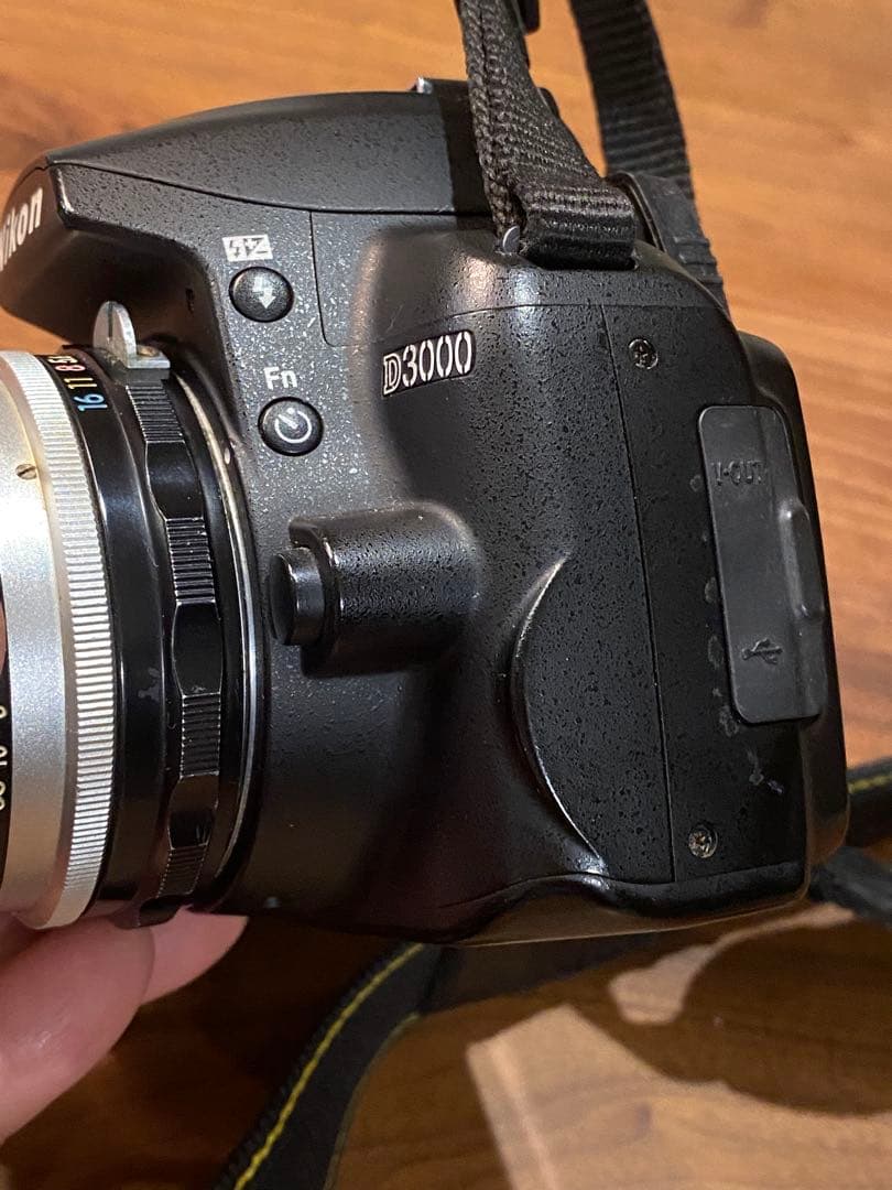 Nikon D3000 CCDデジタル一眼　ニッコール50mmオールドレンズ付