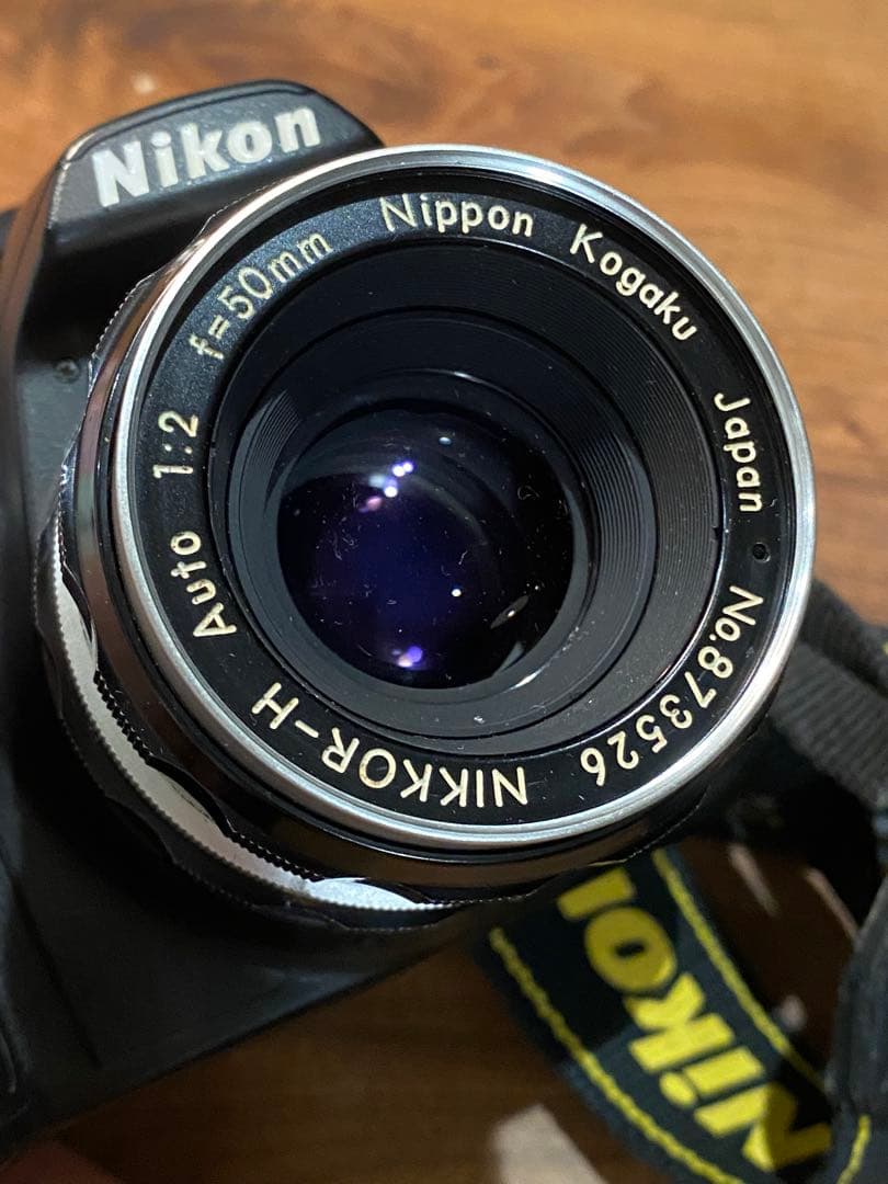 Nikon D3000 CCDデジタル一眼　ニッコール50mmオールドレンズ付