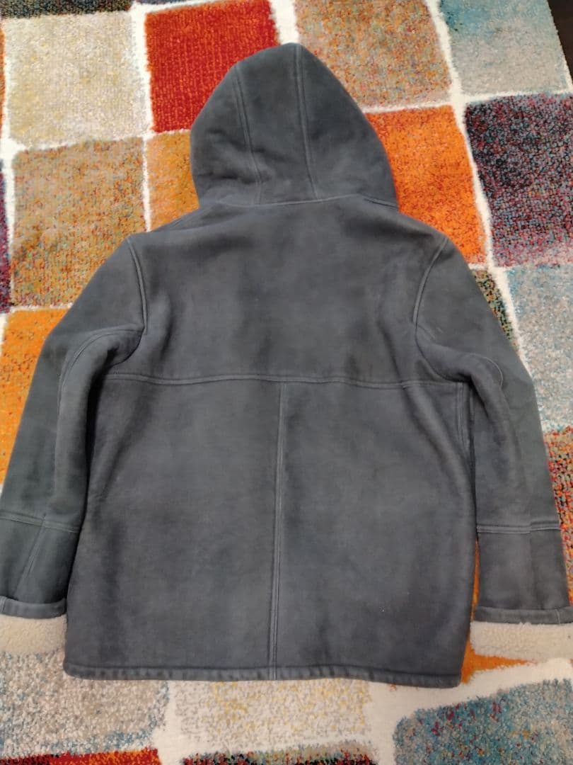 ムートンコート　フード付