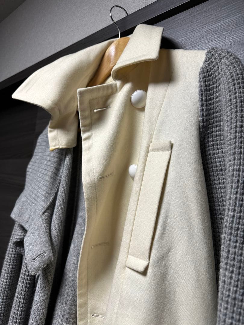 値下げ！【人気】sacai サカイ リブ編み袖のグレーアイボリーコート