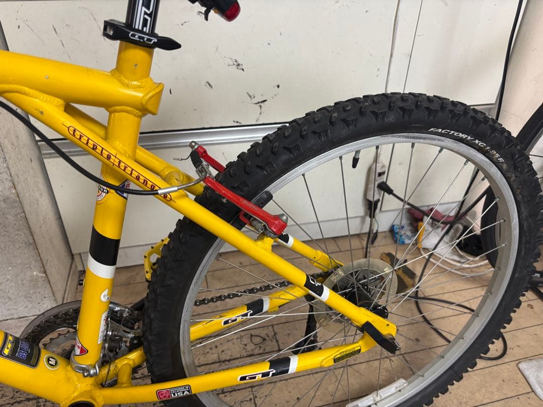 GT Aggressor 1.0 MTBマウンテンバイク イエロー