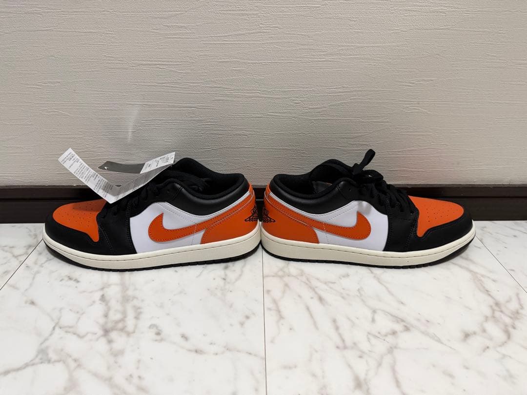 シューズ(男性用) Nike AirJordan 1 \"Shattered Backboard\"