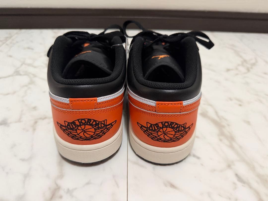 シューズ(男性用) Nike AirJordan 1 \"Shattered Backboard\"