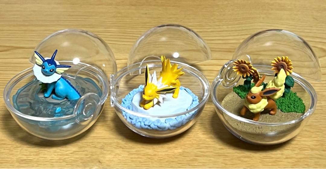 ポケモン　テラリウム　ブイズ　リーメント　フィギュア　ニンフィア　ブラッキー