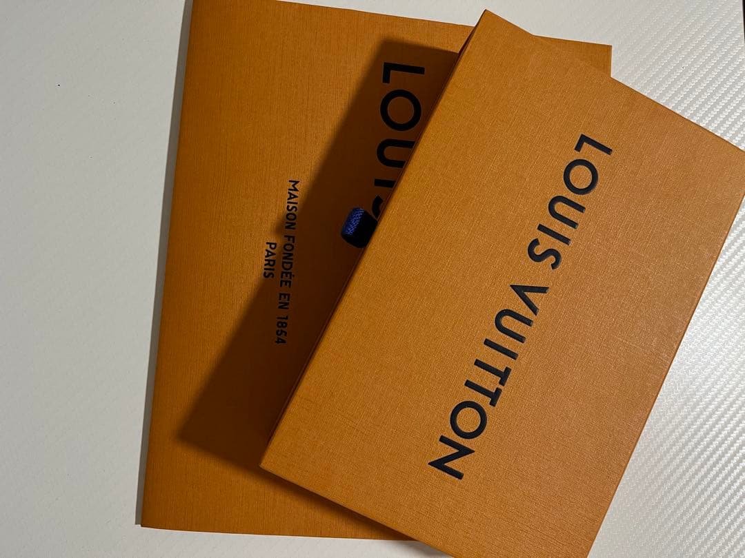 ルイヴィトン バンパー iPhone17 Pro