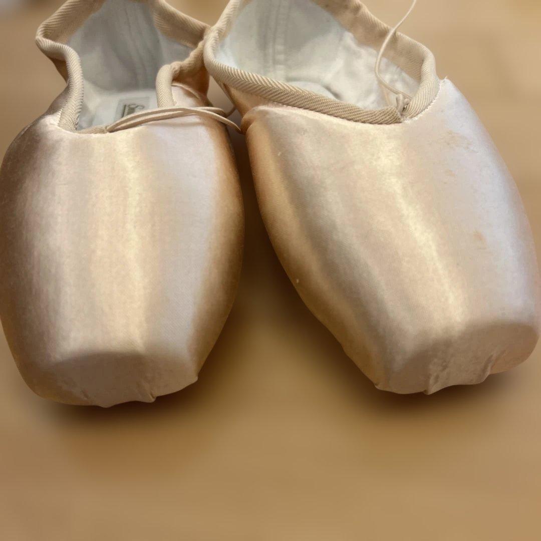 グリシコSmart Point ベージュ トゥシューズ