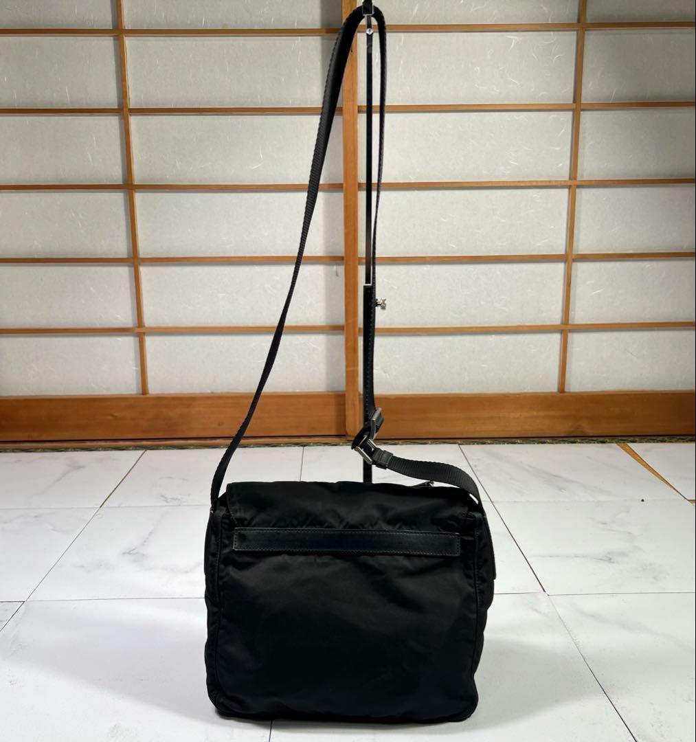 PRADA プラダ ショルダーバッグ ナイロン ブラック NERO 三角プレート