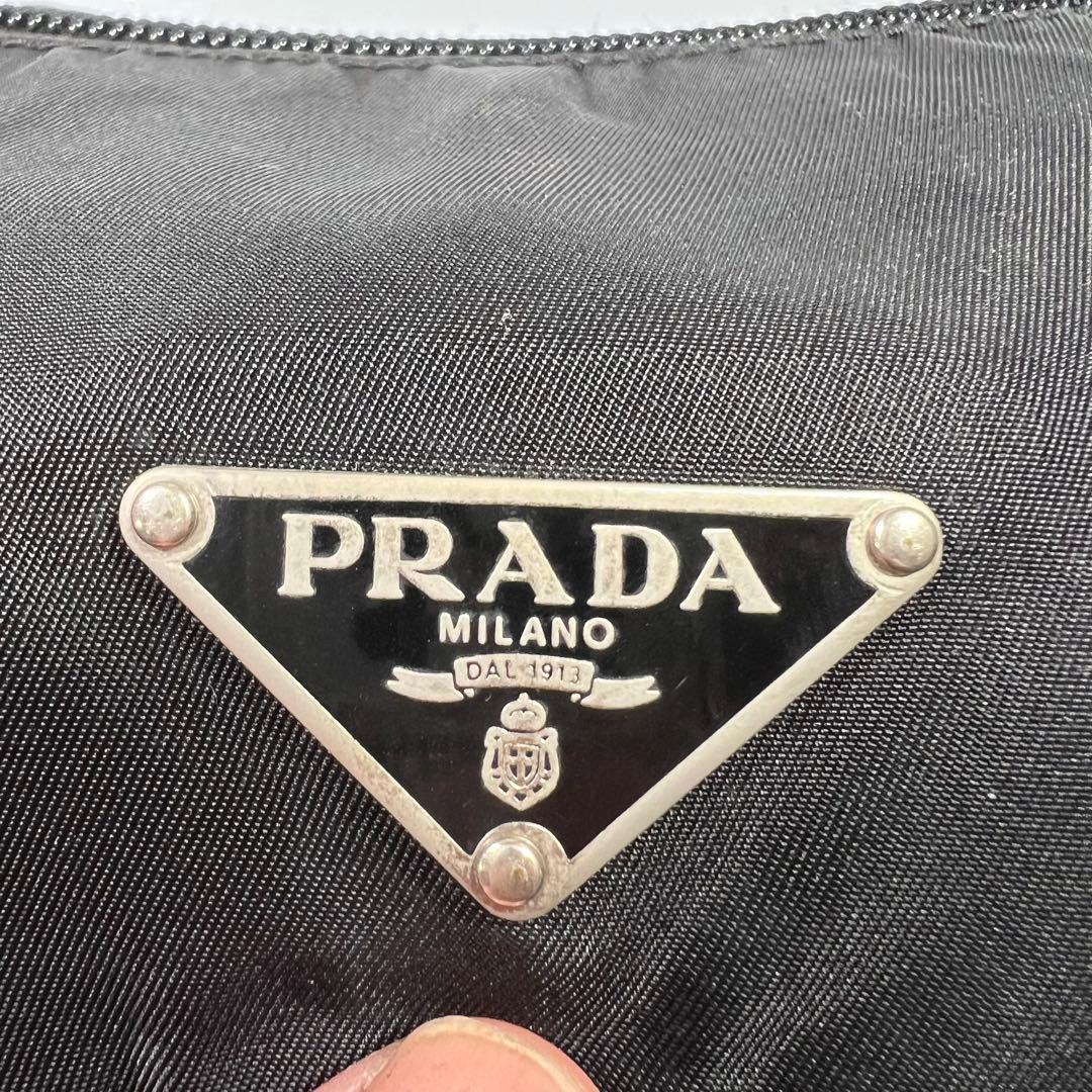 PRADA プラダ ショルダーバッグ ナイロン ブラック NERO 三角プレート