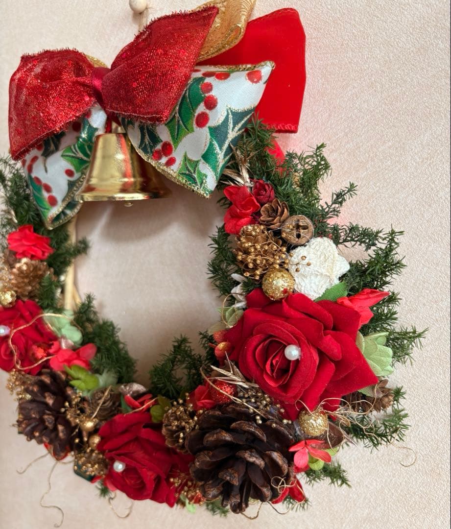 No123 おっきいリボンとリンリンベル♥赤バラのキラキラクリスマスリース