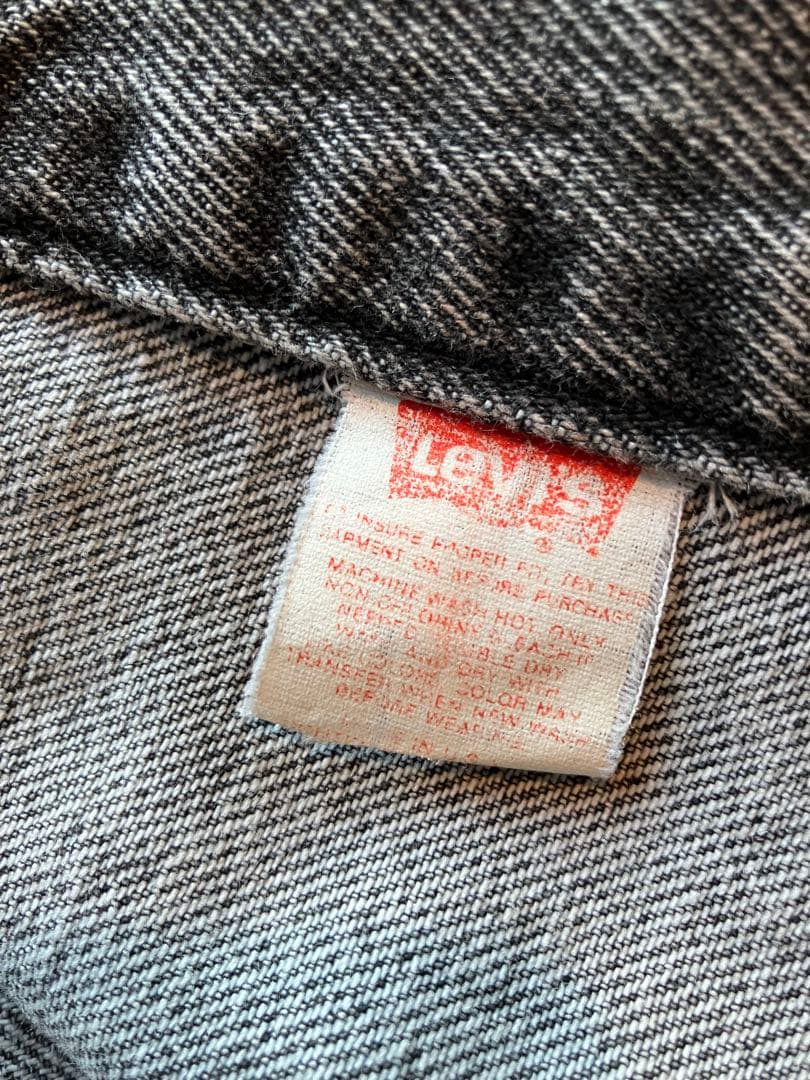 Levi’s 80S 先染め ブラックデニムジャケット 70507-4858