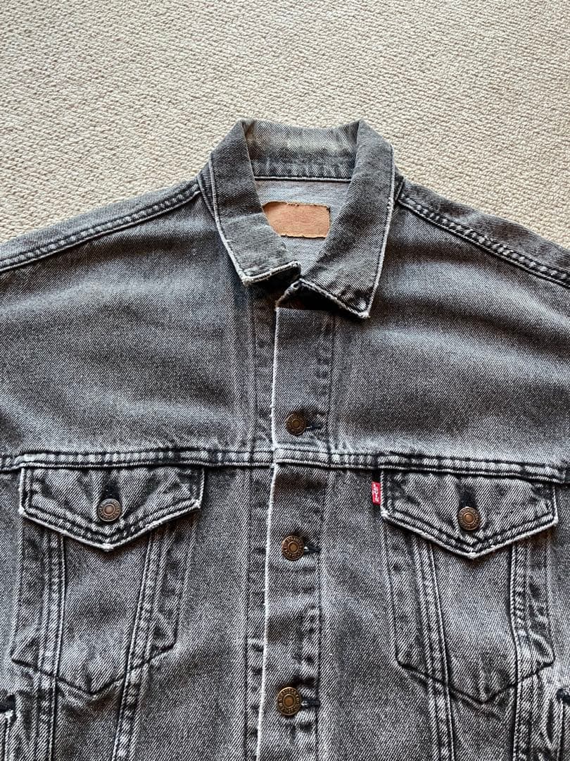 Levi’s 80S 先染め ブラックデニムジャケット 70507-4858