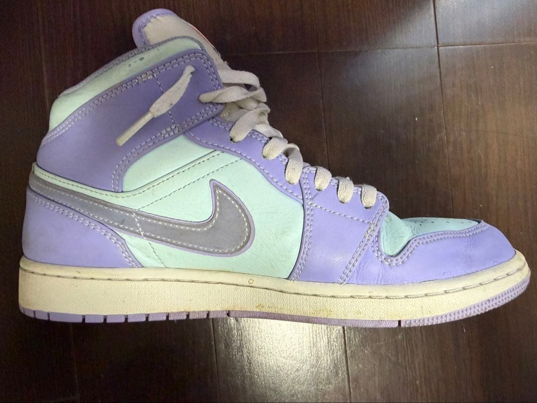 ジョーダン1 ミッドパープルアクア