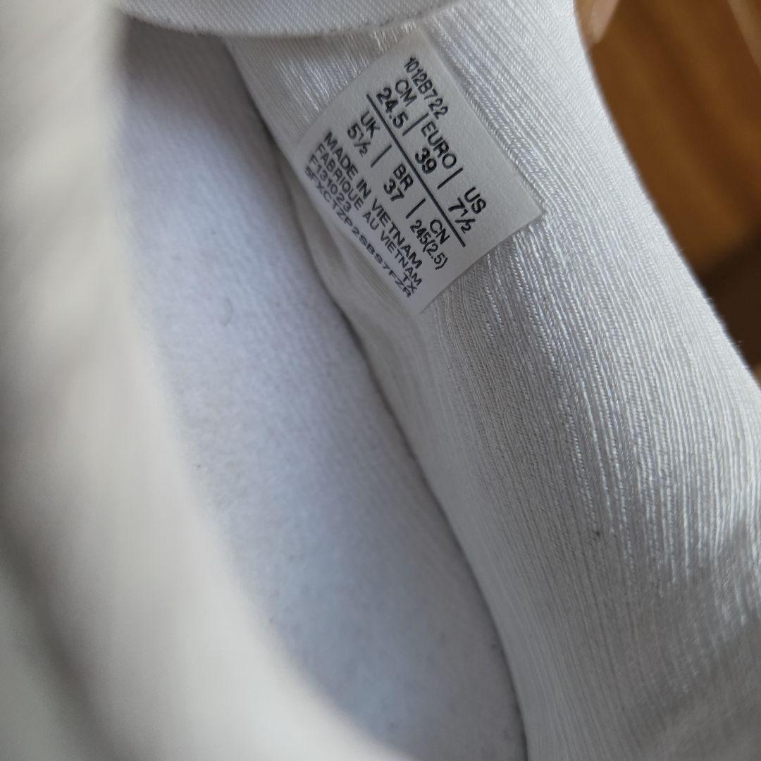 アシックスNOVABLAST 4 PLATINUM 24,5cm美品