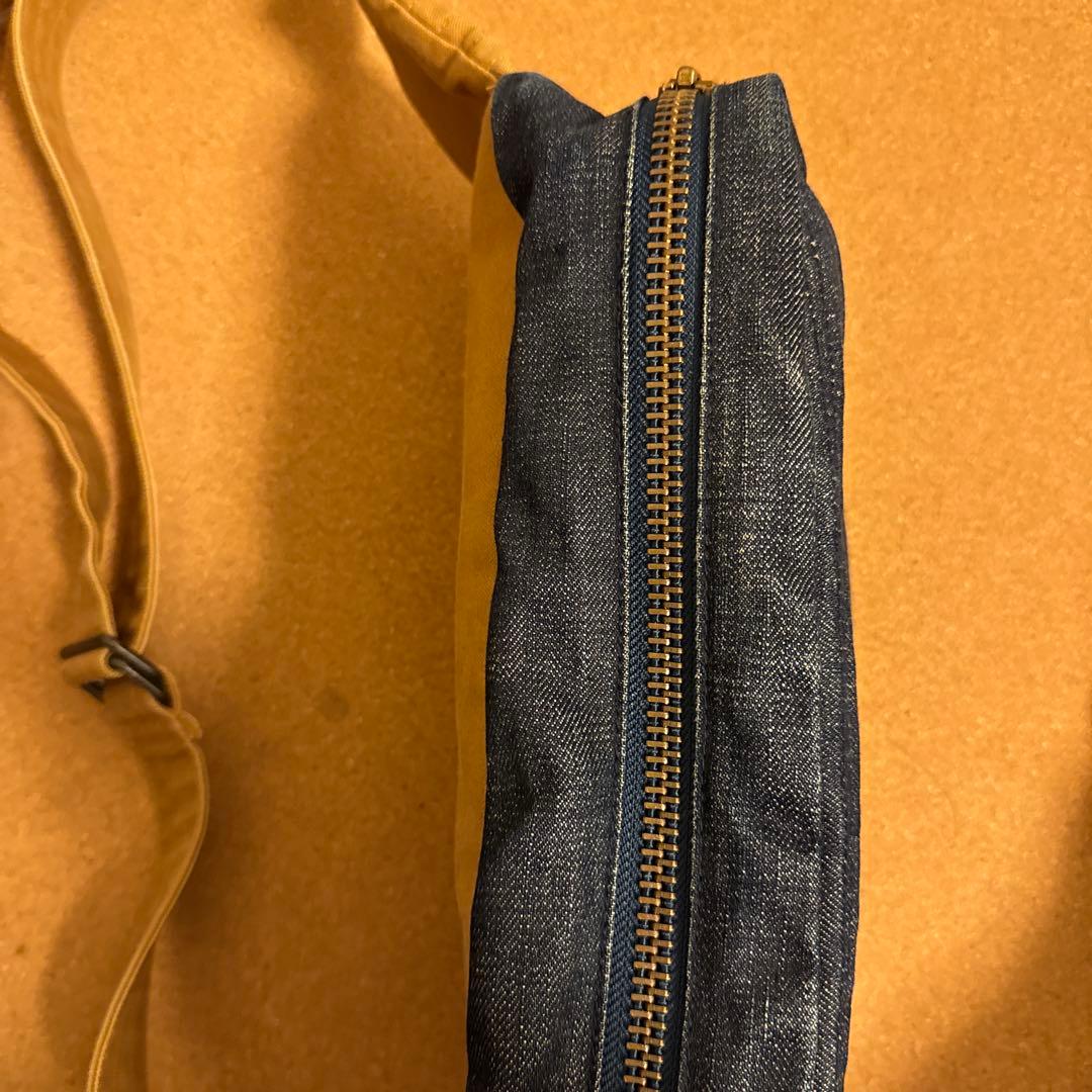 UES CLOTHING ボディバッグ ネイビー ベージュ