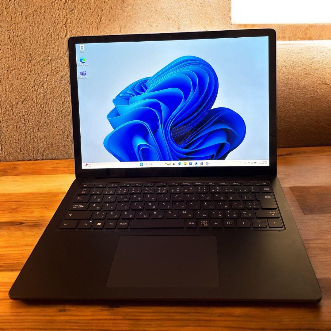 【Core i7 ♪】Microsoft Surface laptop4