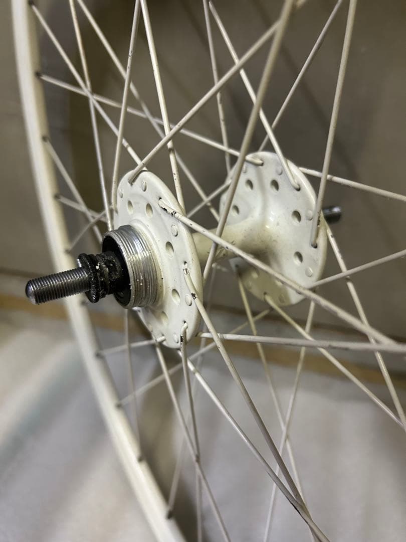 【ピスト用ホイール前輪】貴重なホワイトで映えます★