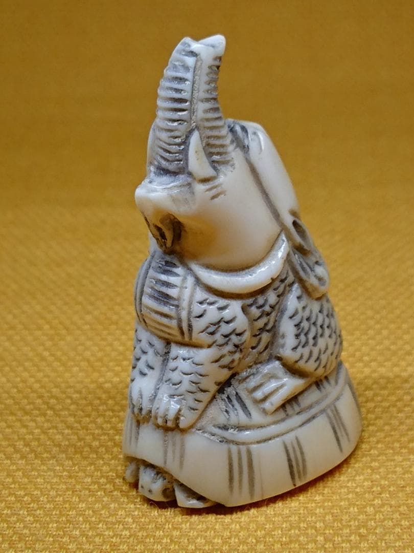 ゾウ　 細密彫刻　根付　オブジェ　置物　インテリア　工芸品　美術品　A2667