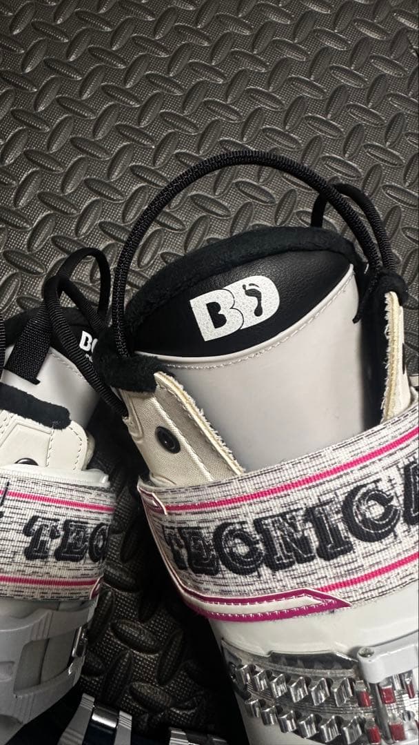 テクニカ　コーチス スキーブーツ　レディース