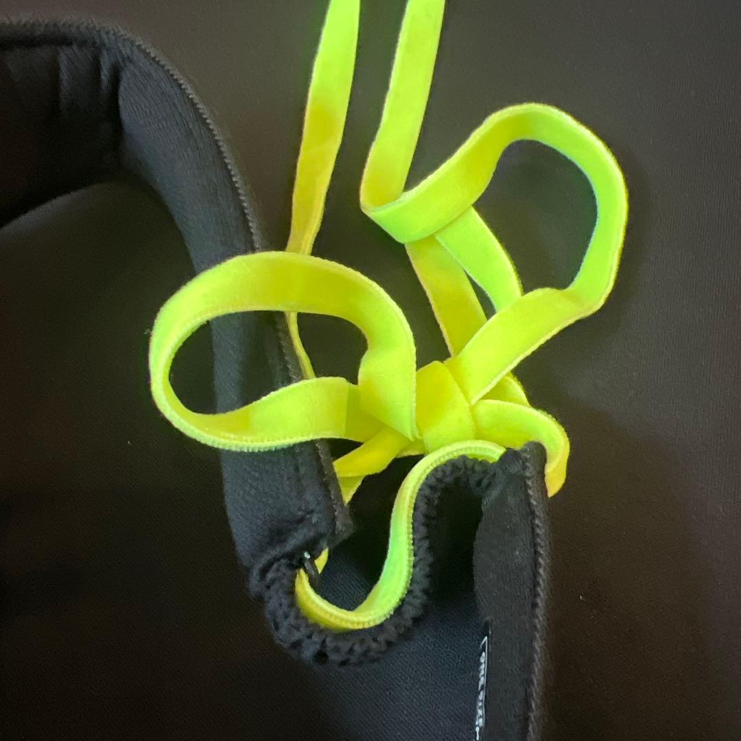 新品adidas ゴルフダンボールなニットセットアップブラックM