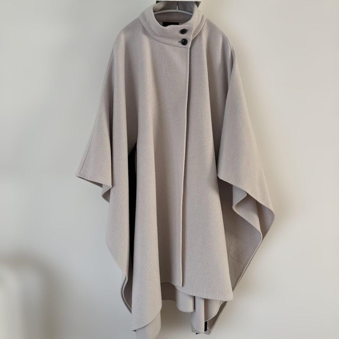 しらたま　アニュアンス ウール ポンチョ アイスグレー ベルト本革黒