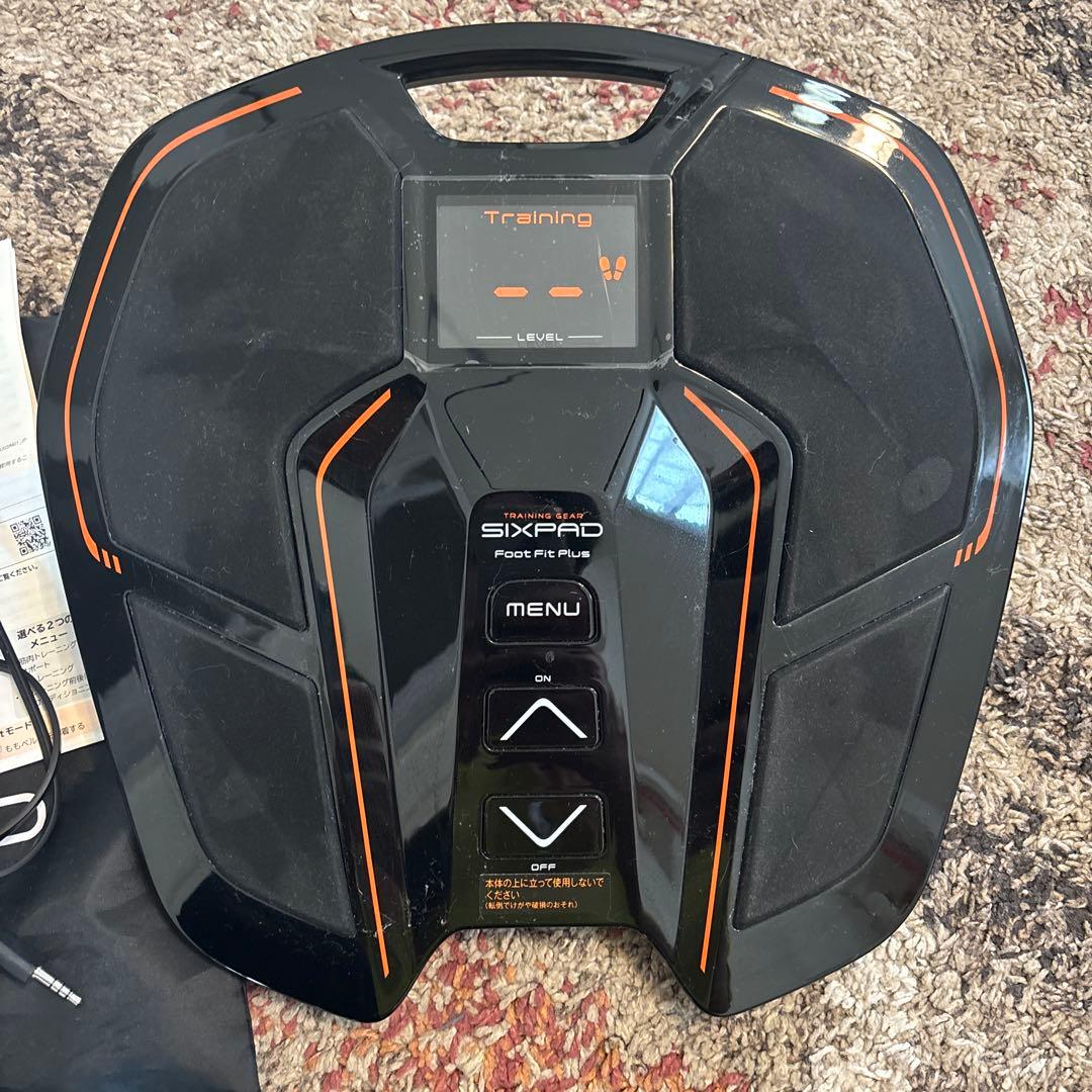 SIXPAD Foot Fit Plus EMSトレーニング