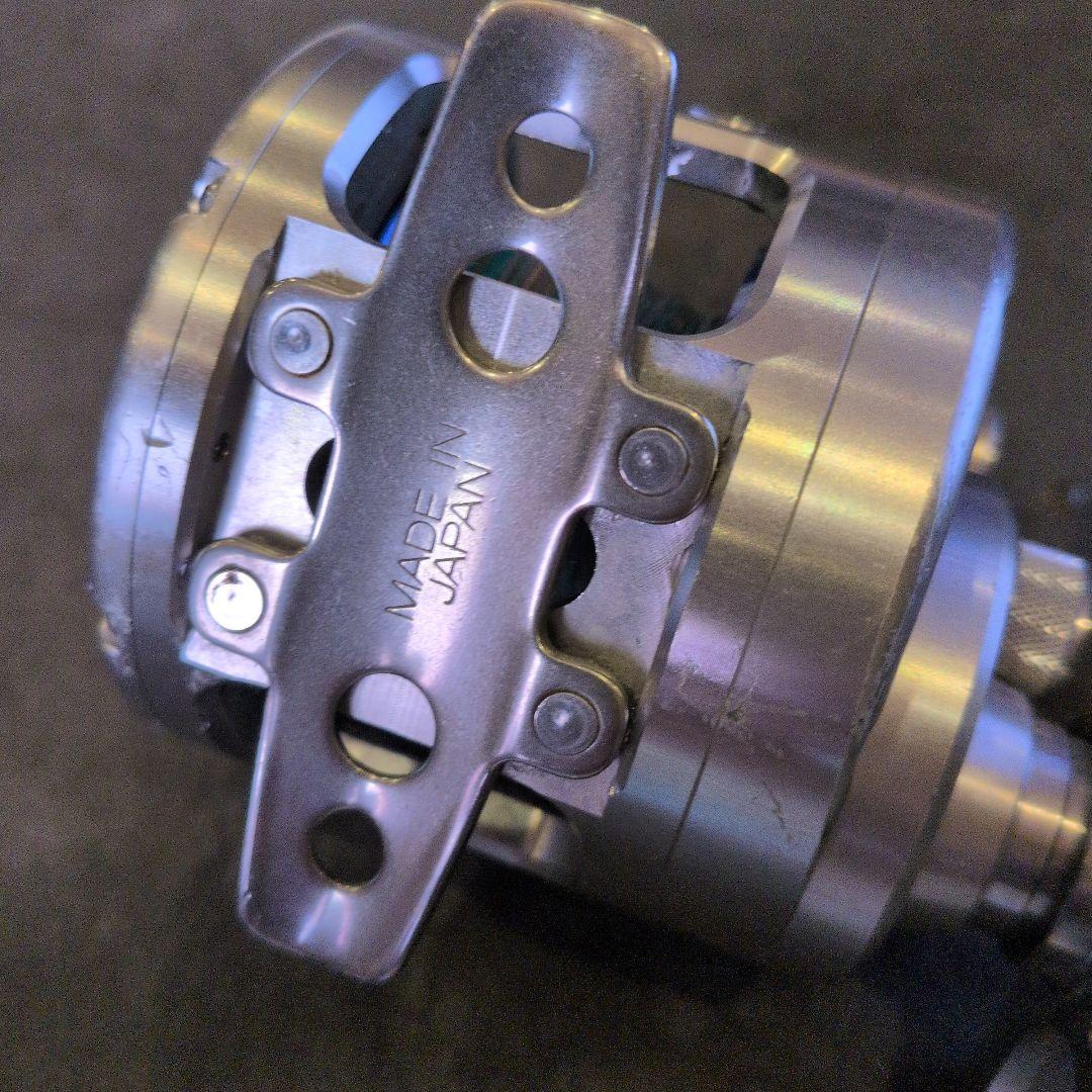 ダイワ ソルティガ Z 30 右　スタジャンオーシャンカスタム