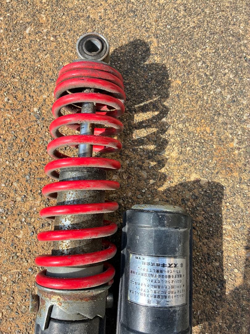 GSX400 インパルス 純正リアショック リアサス KYB カヤバ - メルカリ