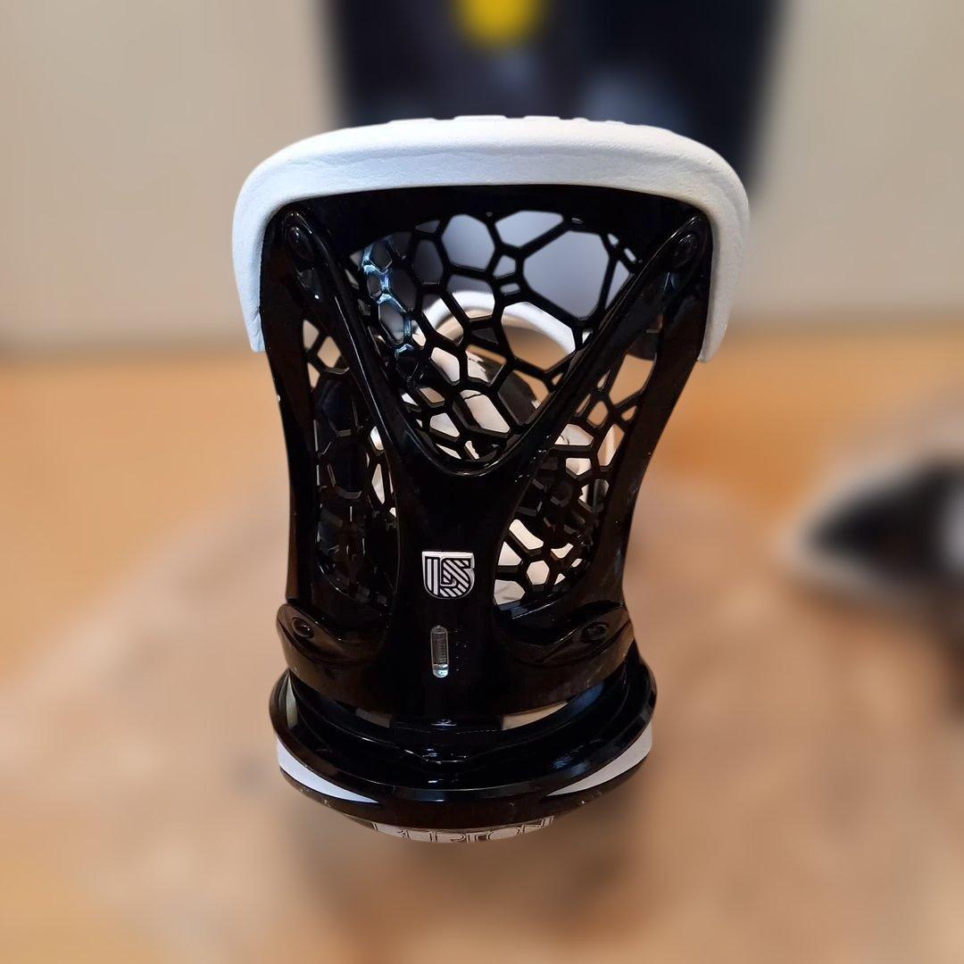 レア新品未使用　BURTON　TRIAD EST バートン　ビィンディング