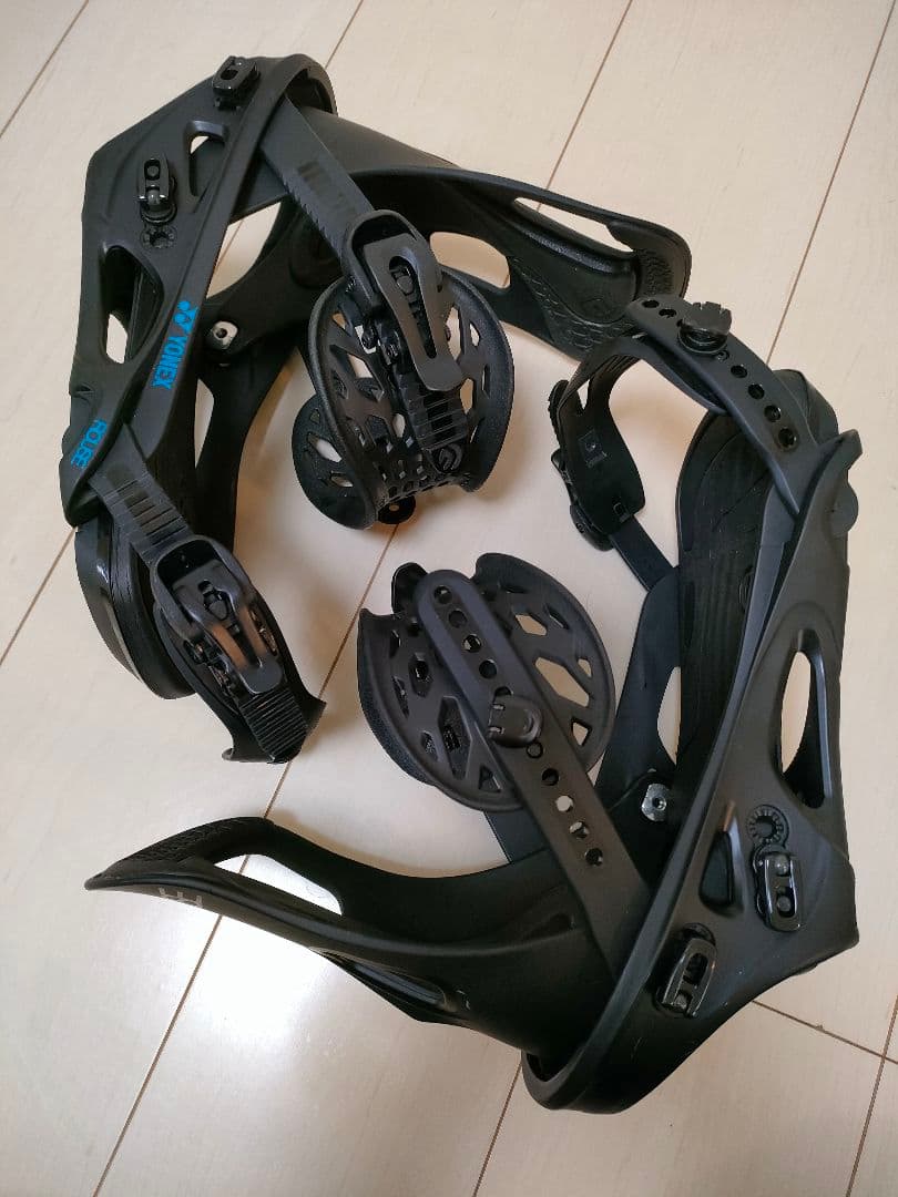 YONEX ROUSE Mサイズ FLUX TT　フラックス