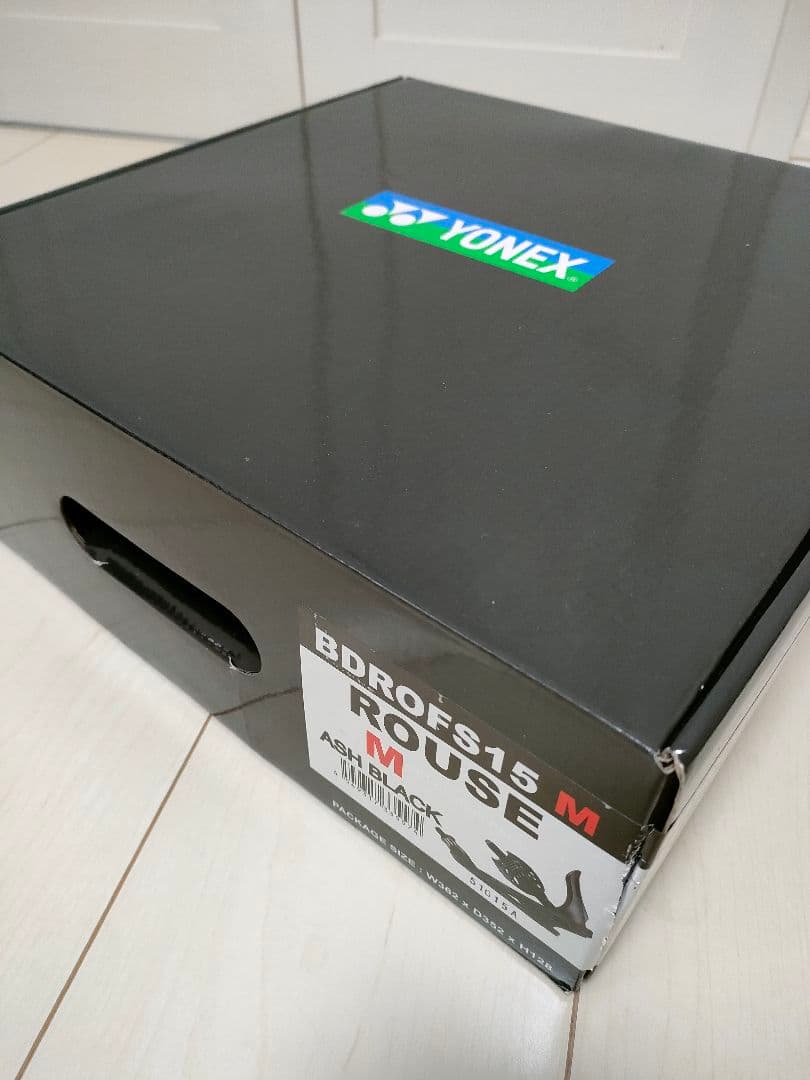 YONEX ROUSE Mサイズ FLUX TT　フラックス