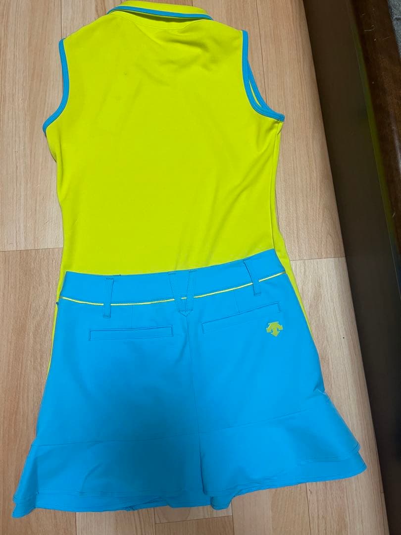 デサントゴルフ　レディース上下セット